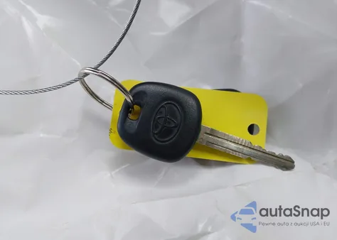 2005 Toyota Corolla Le z USA, uszkodzony, nr VIN 2T1BR32E55C411531